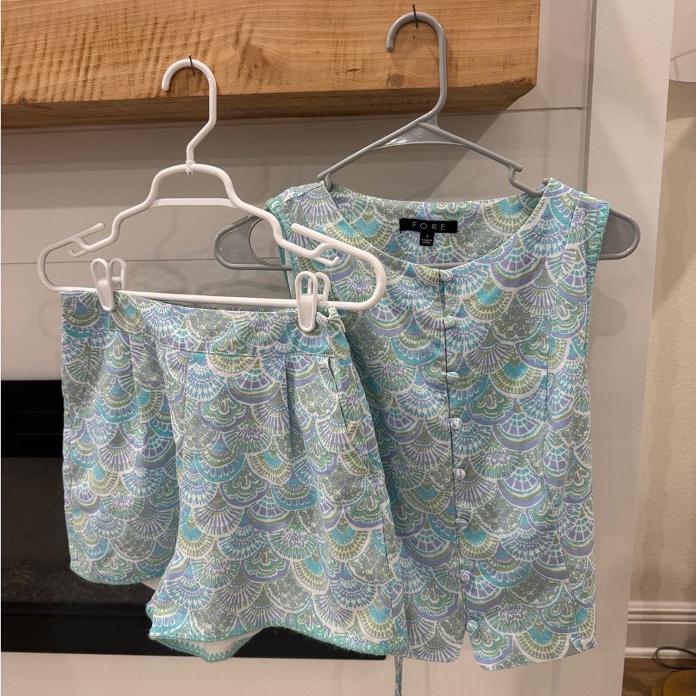 Sutton vest & shorts set from Avara.